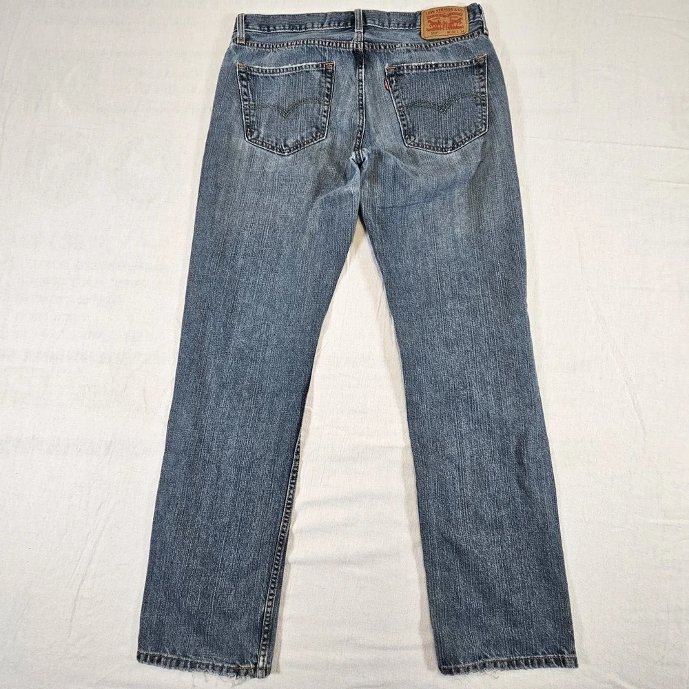 Levis 559 Jeans Mens 33 34 Straight Leg Blue Denim Relaxed Fit Medium Wash‎